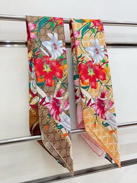 Платок шелковый GUCCI